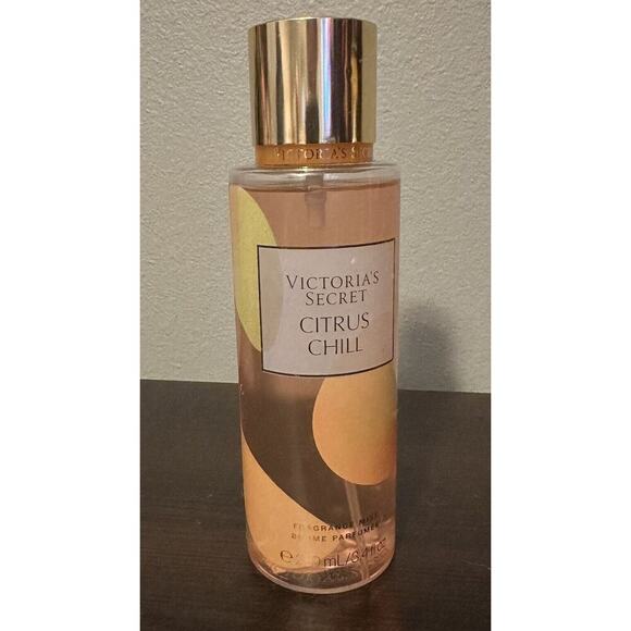 VICTORIA'S SECRET CITRUS CHILL - FRAGRANCE MIST - 8.4 OZ - Picture 1 of 5